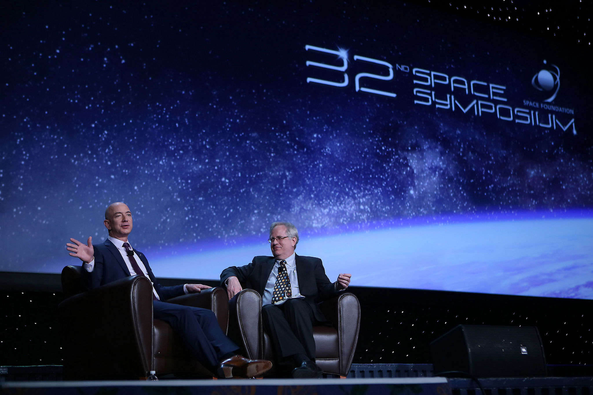 jeff-bezos-blue-origin-space-symposium-2 jeff-bezos-blue-origin-space-symposium-2